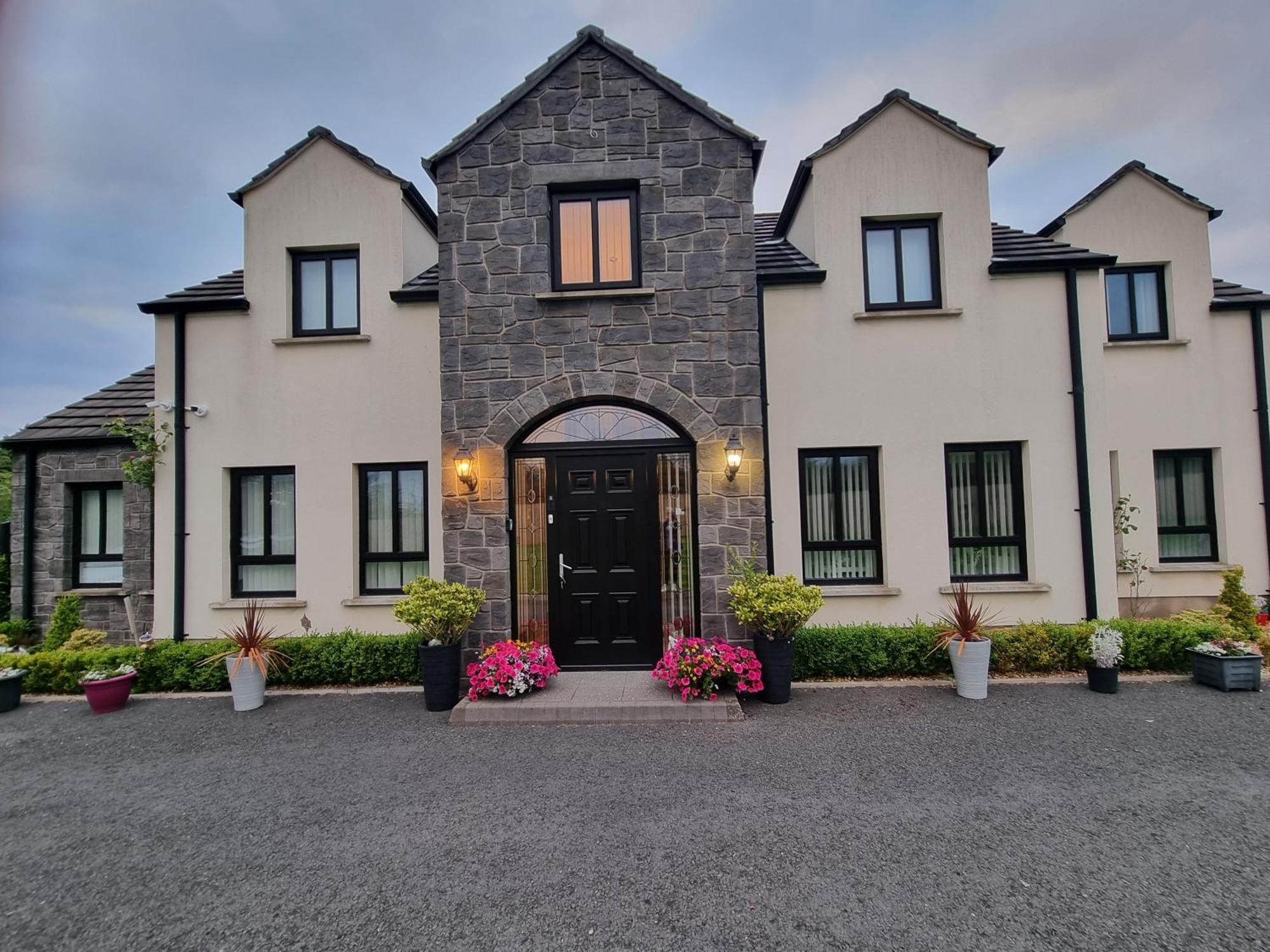 Boutique Country House Aldergrove Crumlin  Екстериор снимка